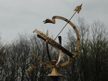 Exklusive Sonnenuhr aus Messing auf Alusockel