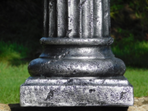 Sockel - Säule - Silber - Polystone